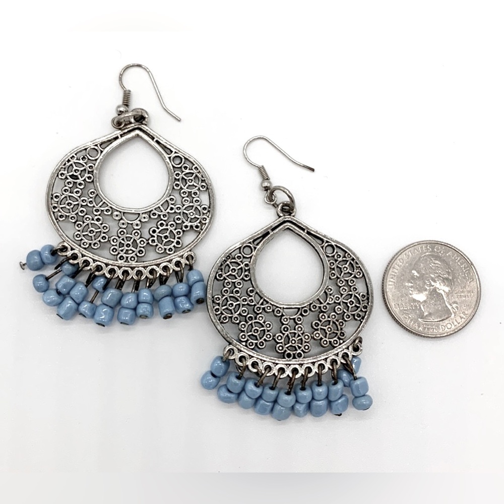 A super-pretty pair of earrings! - Picture 5 of 5
